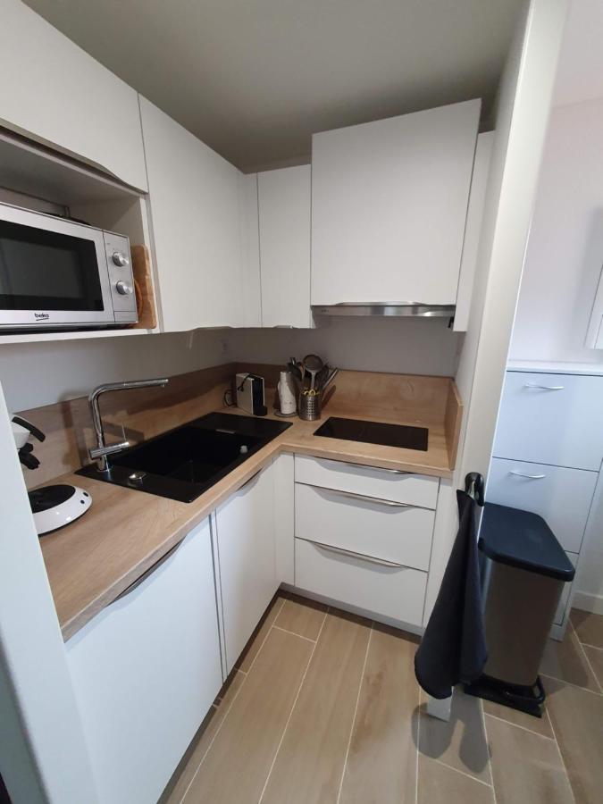 Appartement Sainte-Maxime, Plage De La Nartelle Екстер'єр фото