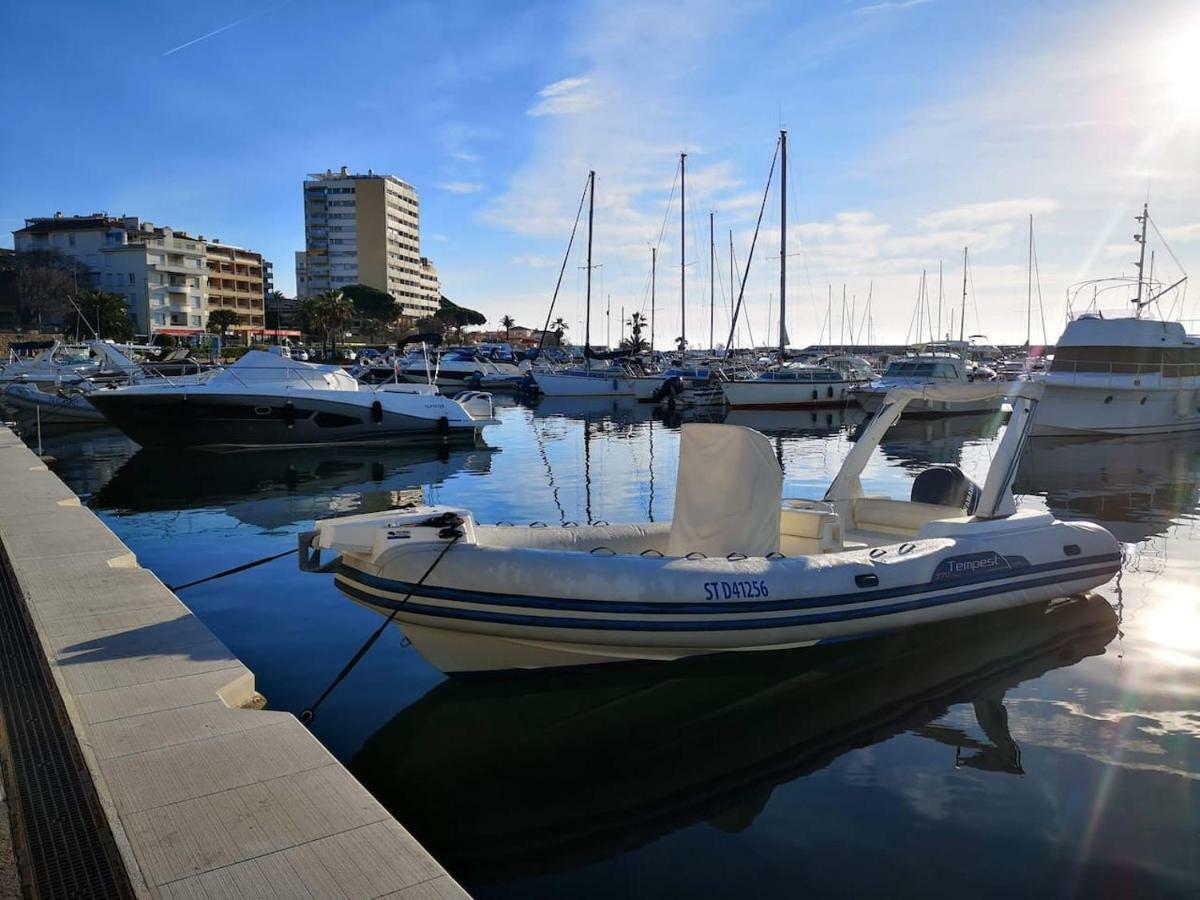 Appartement Sainte-Maxime, Plage De La Nartelle Екстер'єр фото