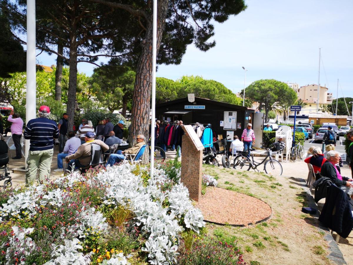 Appartement Sainte-Maxime, Plage De La Nartelle Екстер'єр фото